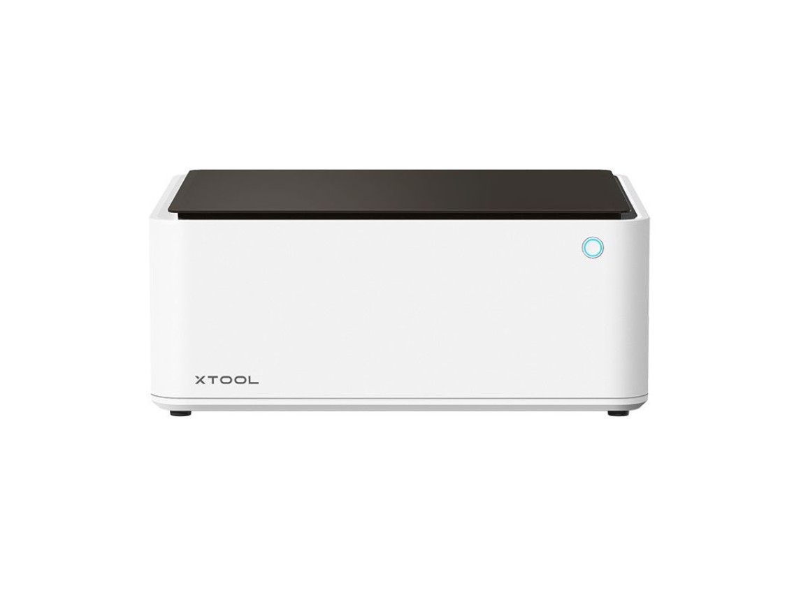 3-in-1 xTool M1 10W laser engraving machine