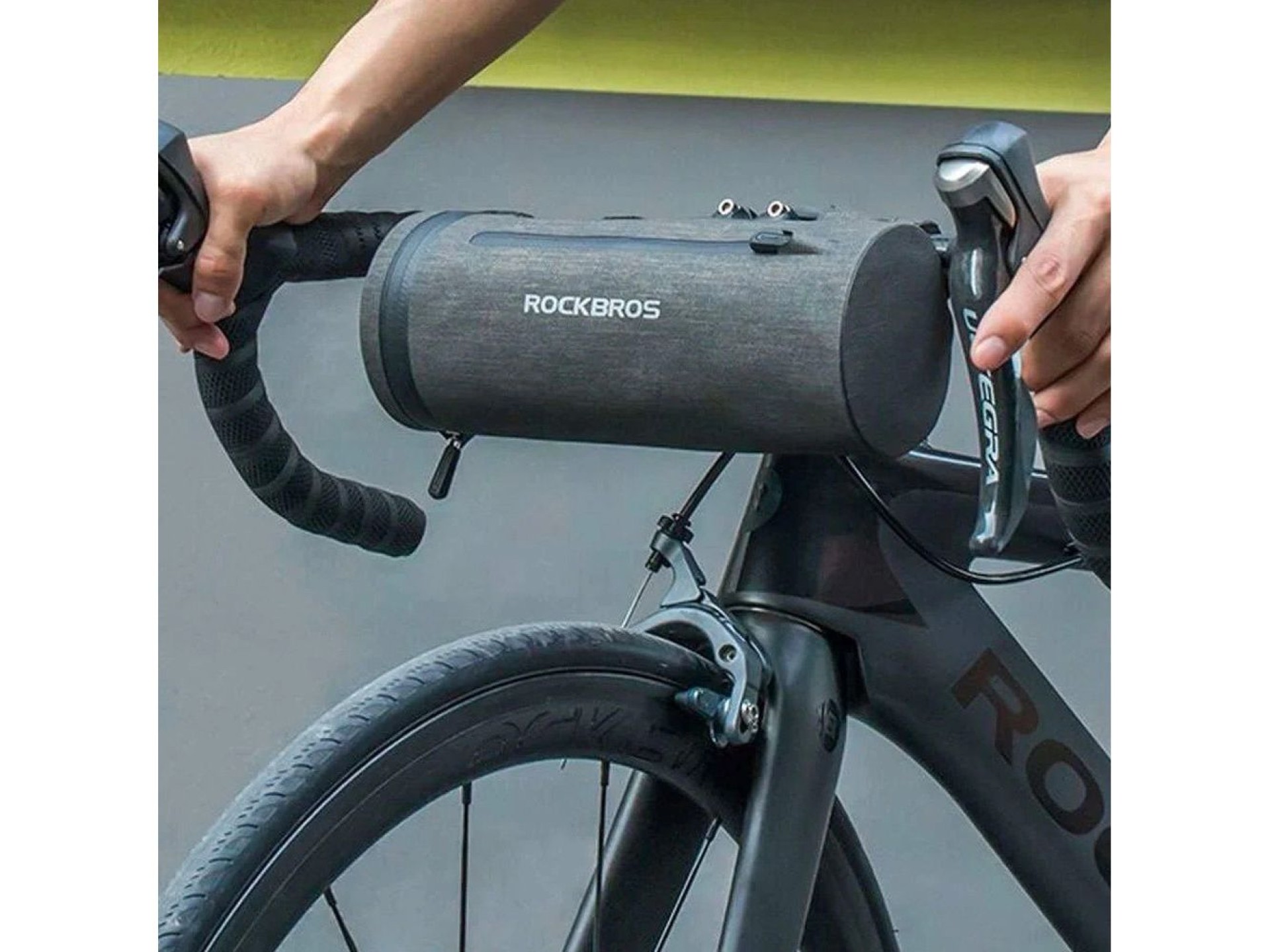 Rockbros AS-051 waterproof handlebar bag - black