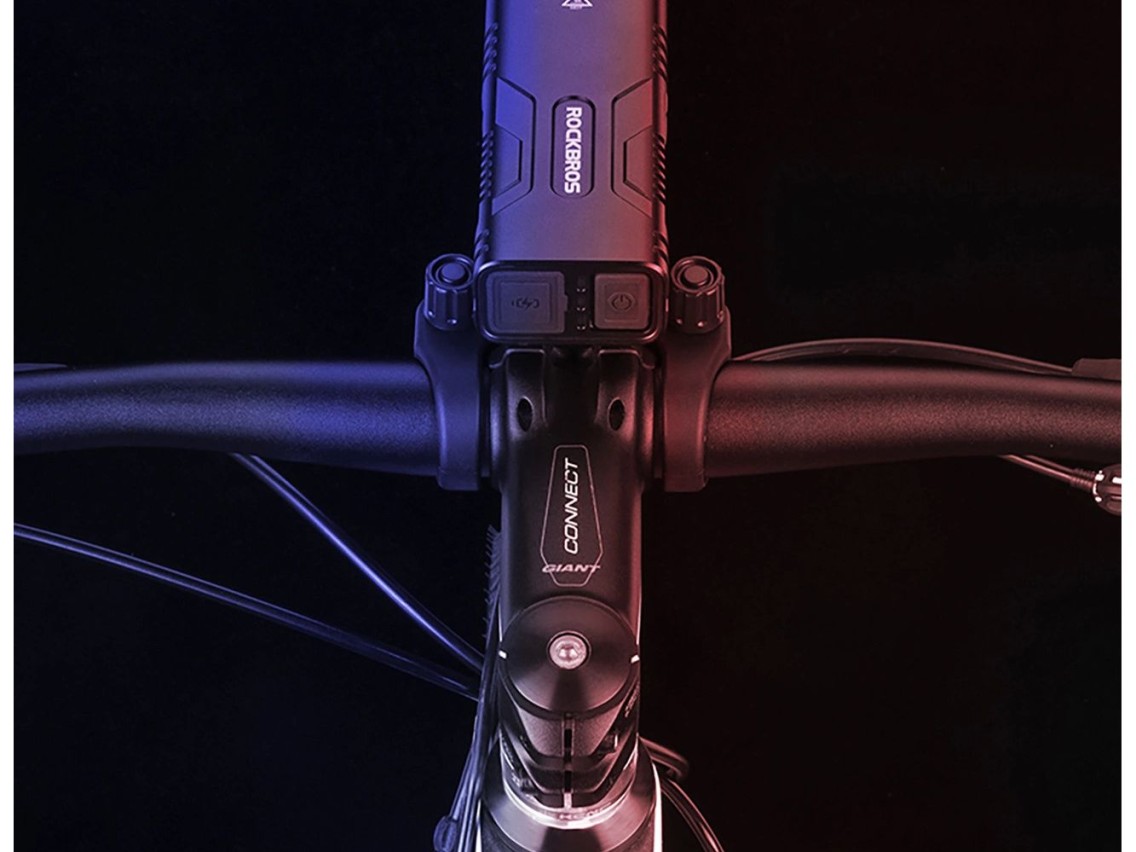 Rockbros 24310002001 bicycle light 850 lm with powerbank function + USB-C - USB-A cable - black