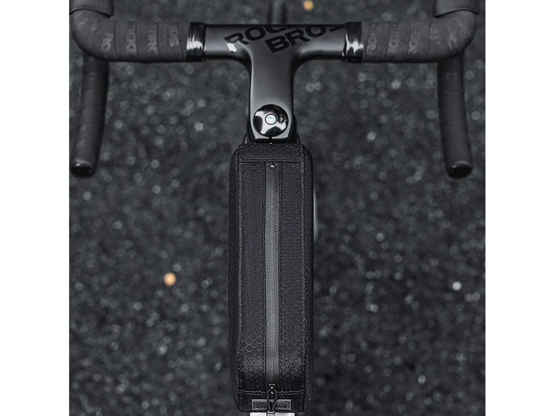 Bolsa para cuadro Rockbros de 0,9 l para tubo superior - Negra