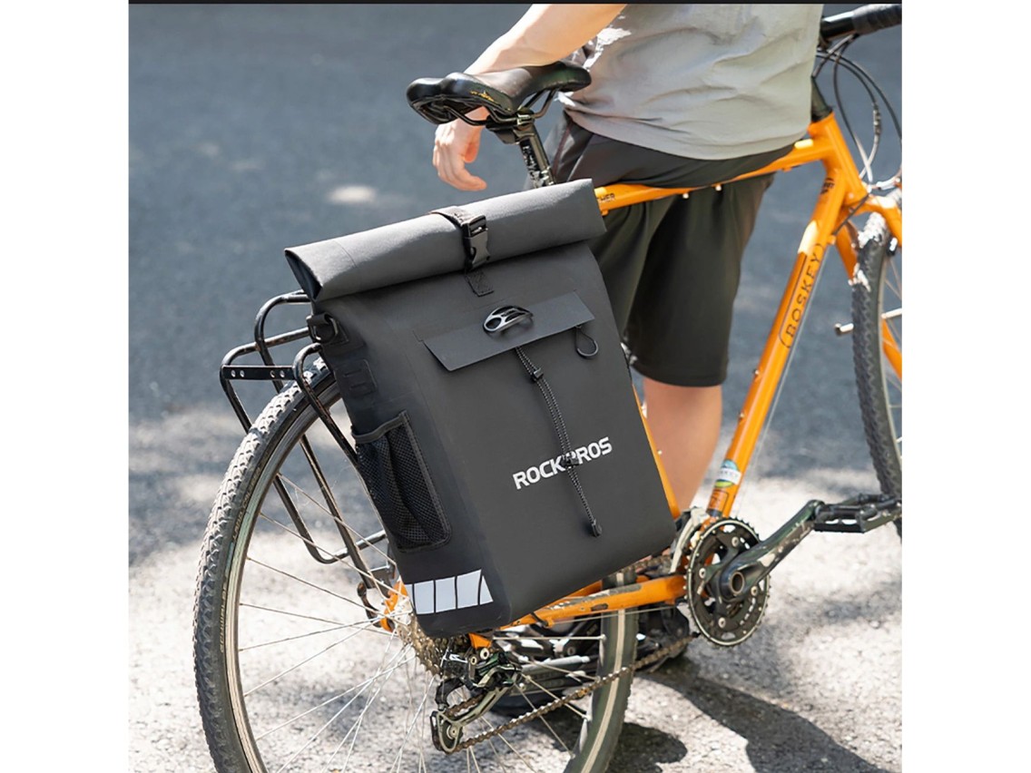 Bolsa para bicicleta Rockbros con función de mochila, impermeable, con fijación para casco, 18 l, co