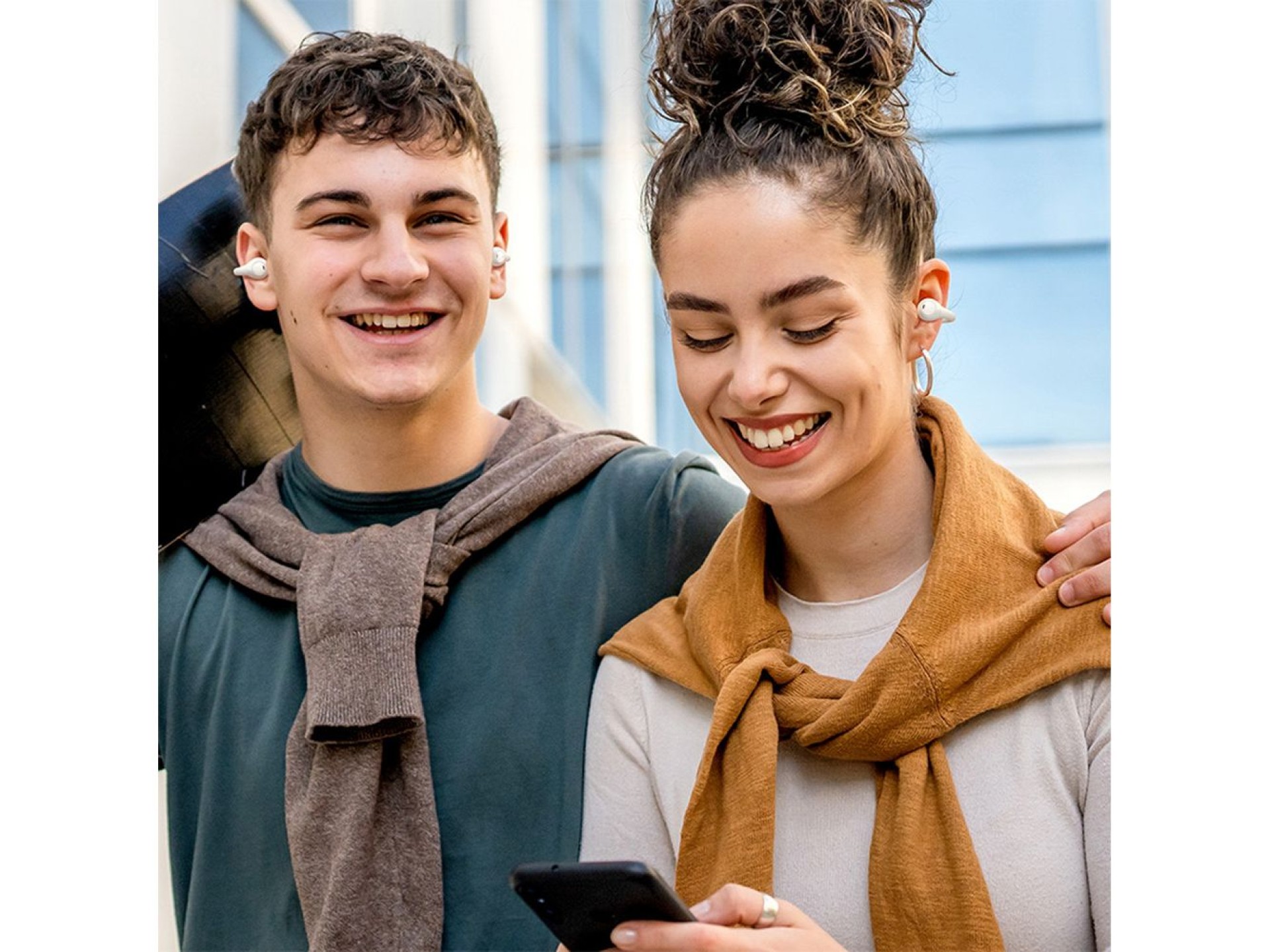 Fones de ouvido sem fio Baseus Bass 15 Clip OWS com cabo Baseus Simple USB-C 3A de 30 cm - Branco