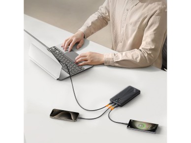Batería externa Joyroom JR-PBF15 10000mAh USB-C USB-A 22.5W - negra Batería externa Joyroom JR-PBF15 10000mAh USB-C USB-A 22.5W - negra