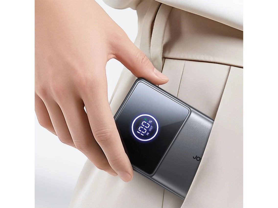 Carregador portátil Joyroom JR-PR1 10000mAh 22,5W com cabo USB-C retrátil integrado - Preto