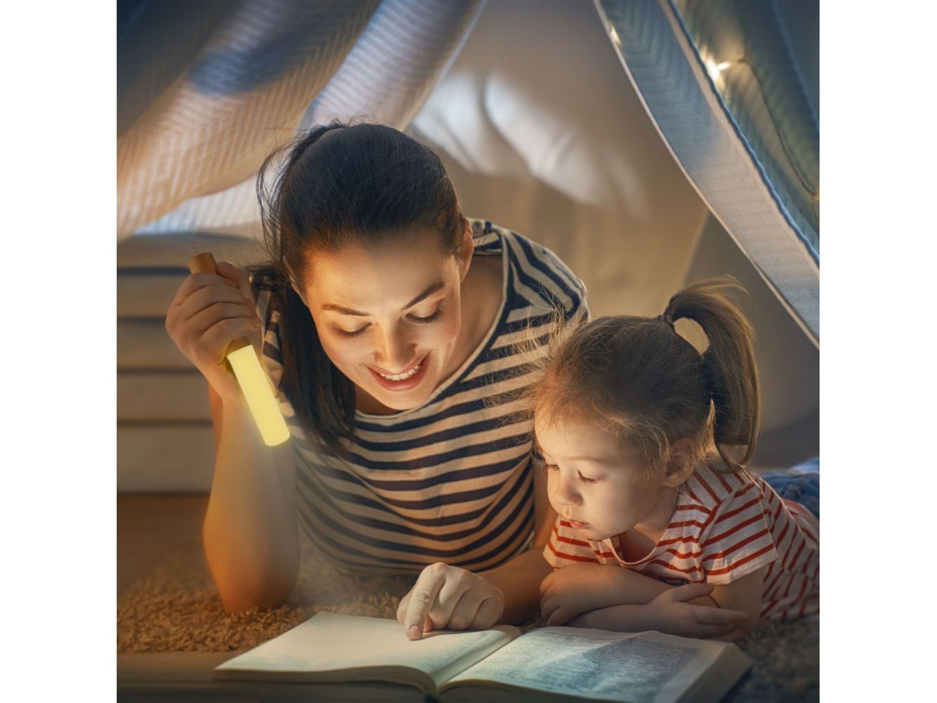 Lâmpada de parede led recarregável 1w 60lm 3.000k