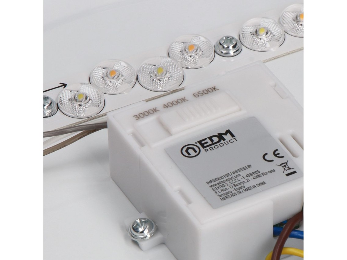 Aplique led quadrada extraplana 18 w 3cct 1820 lm 33 x 33 x 7 cm