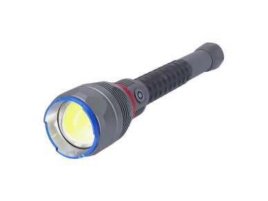 Long range led flashlight 18,000 lm