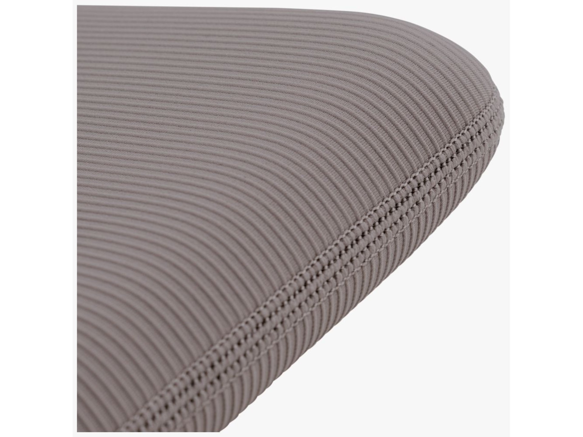Capa para laptop Uniq Cyprus Ridge Edition para laptops de 16