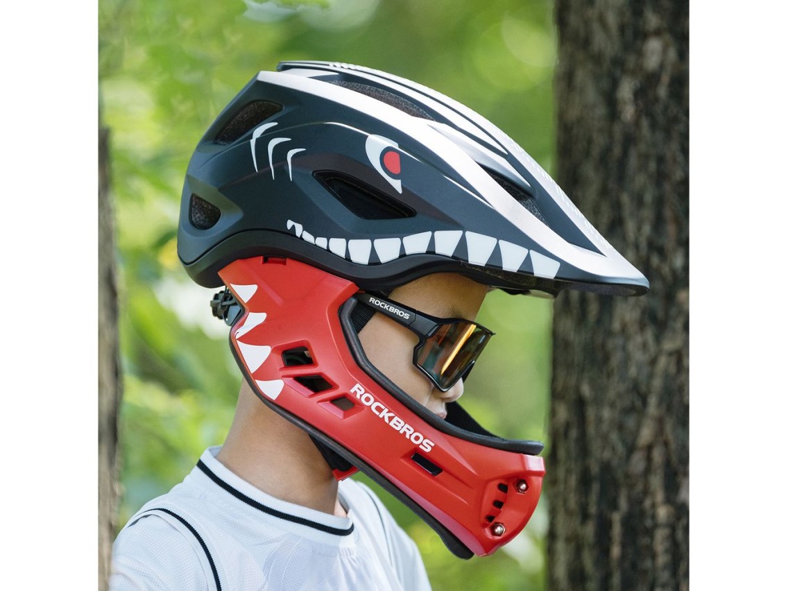 Capacete infantil para bicicleta Rockbros TT-32005 Shark com protetor de mandíbula removível, tamanh