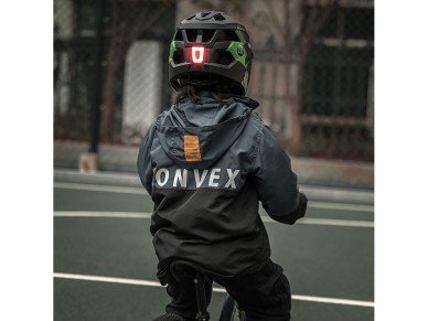 Capacete infantil para ciclismo Rockbros TS-61 10110061004 com queixeira remov�vel, tamanho M (54-57