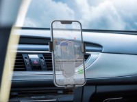 Suporte para telemóvel para carro Techancy, fixação por gravidade na saída de ar, TI2284, preto Suporte para telemóvel para carro Techancy, fixação por gravidade na saída de ar, TI2284, preto