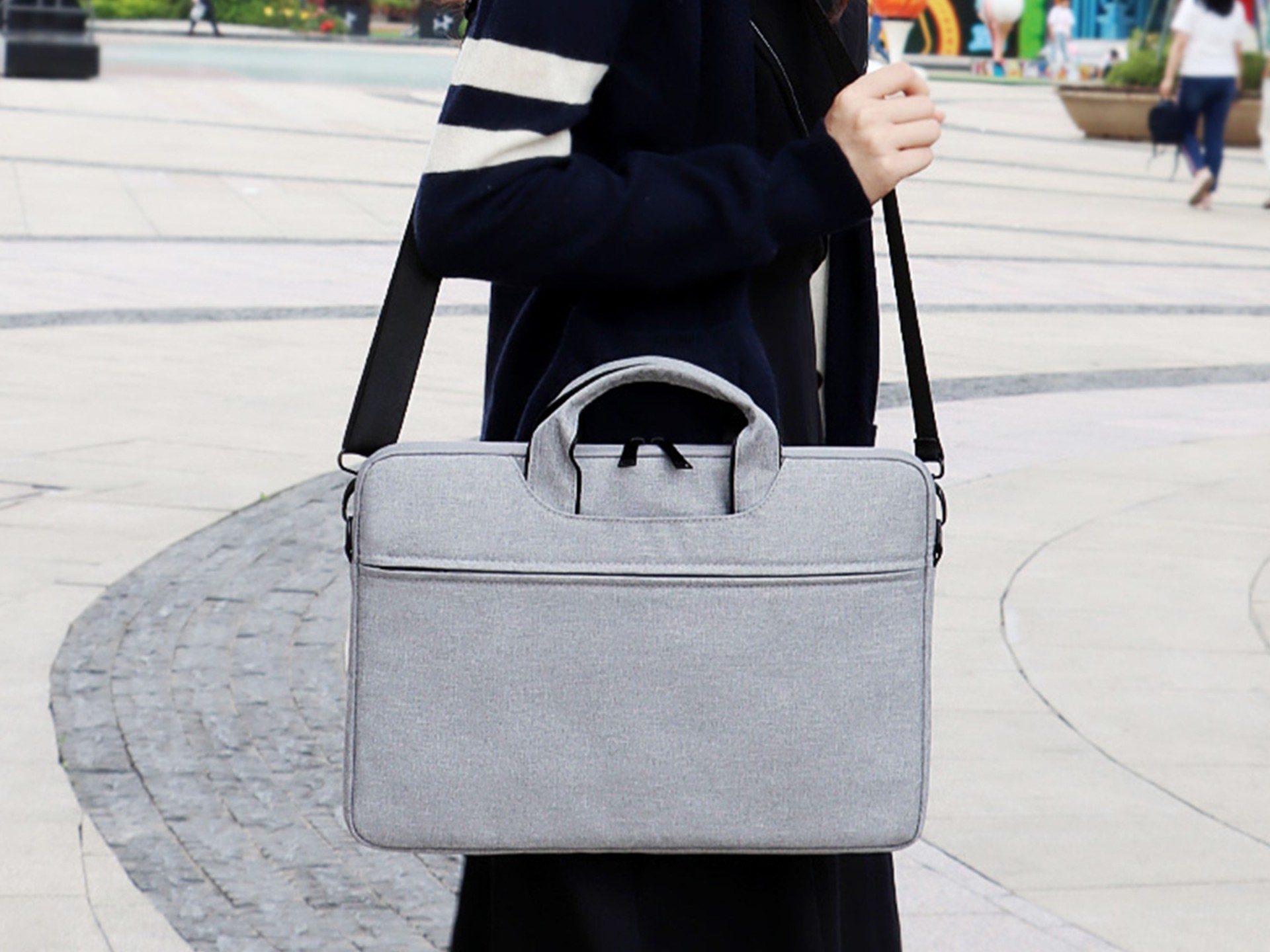 Techancy TW2778 Gray 14.1/15.4 Inch Laptop Carrying Case with Adjustable Shoulder Strap