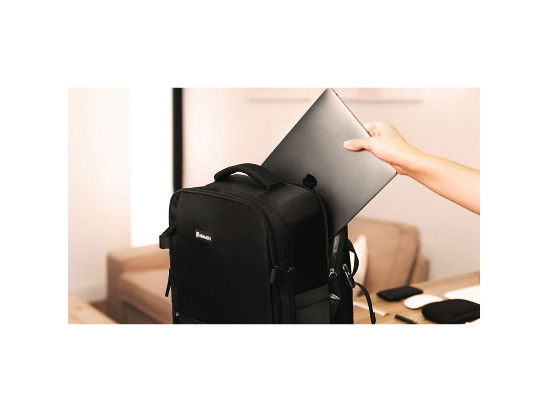 Mochila de 20 l explorer backpack b40 40 x 25 x 20 cm negra