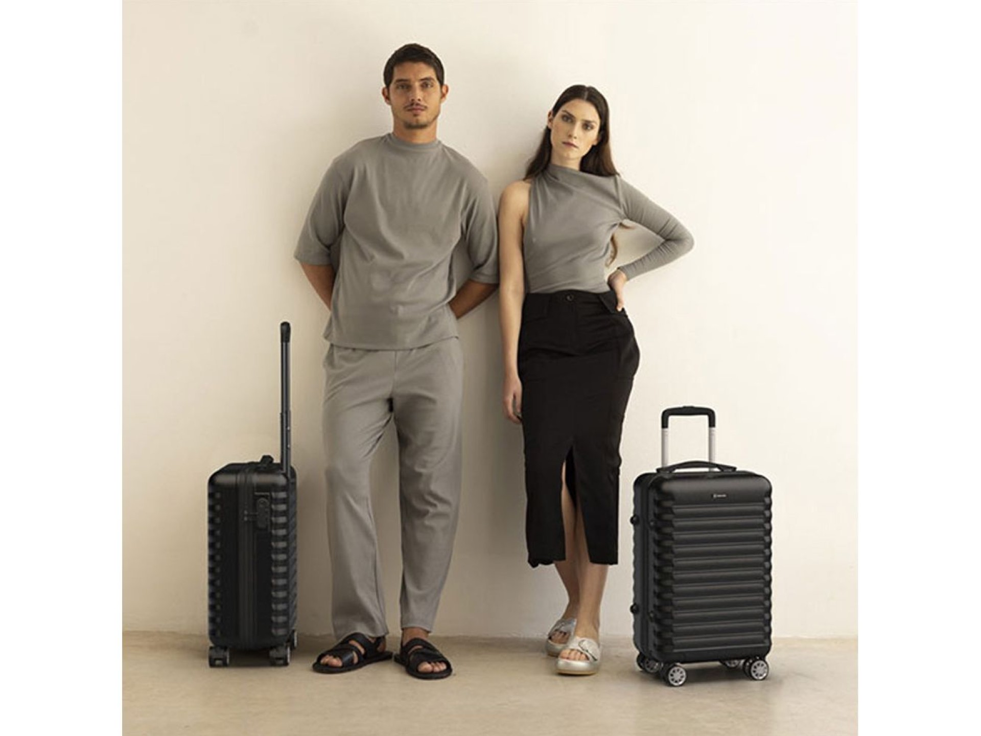 Mala 30l de cabine mini xs preta upfly 55x36x19cm 1200877 numada