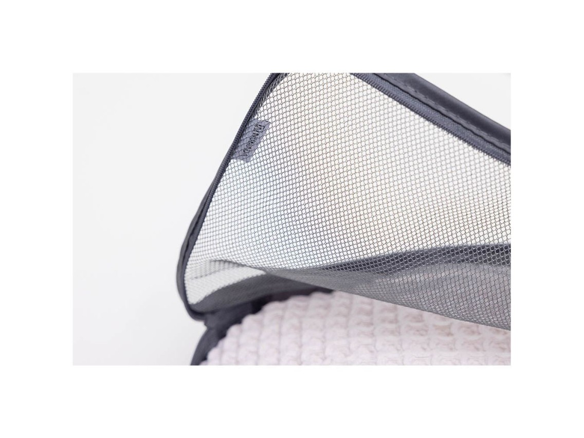 Dark grey suitcase organizer. 8 pieces