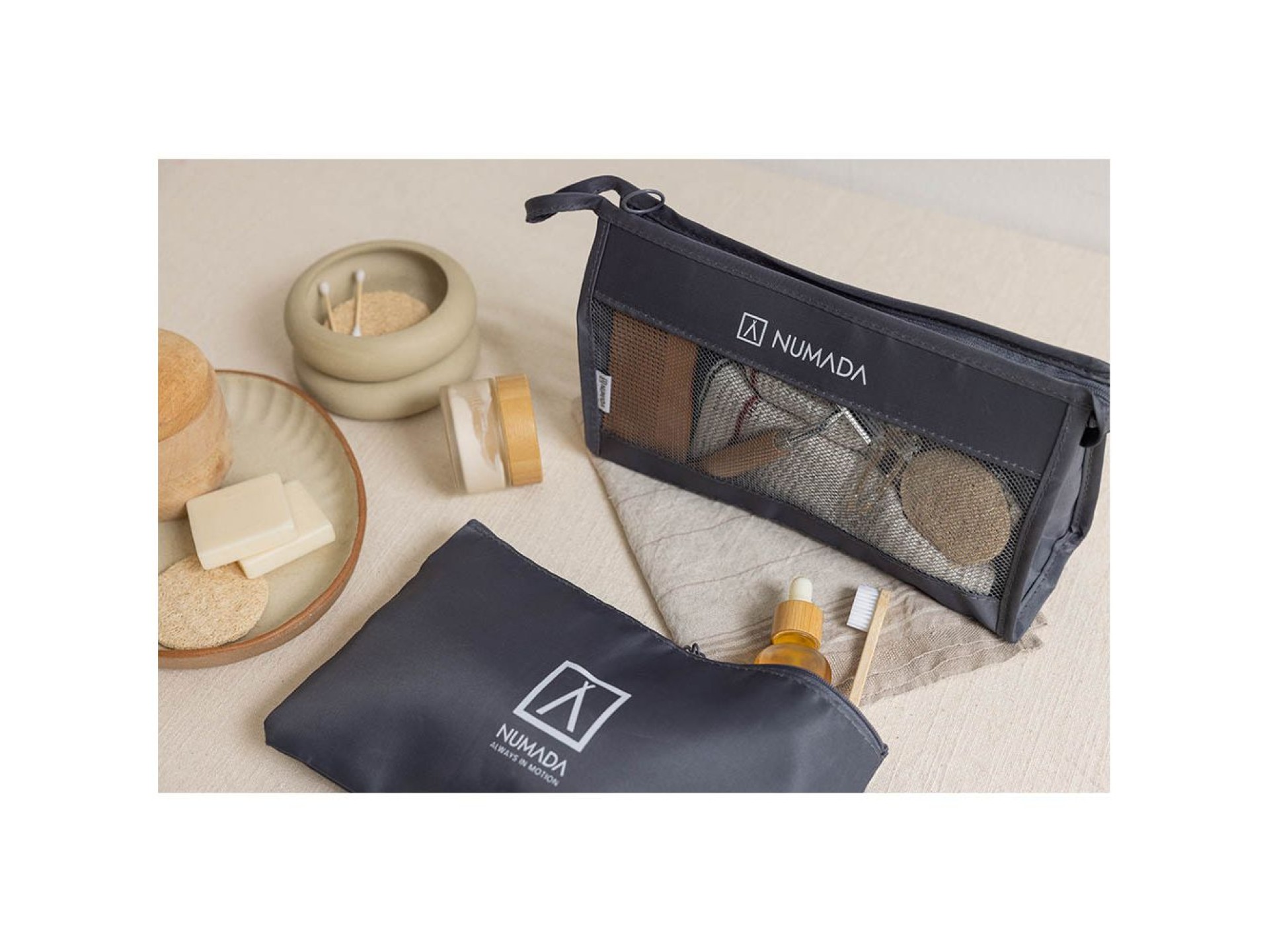 Organizador de malas cinza escuro. 8 peças