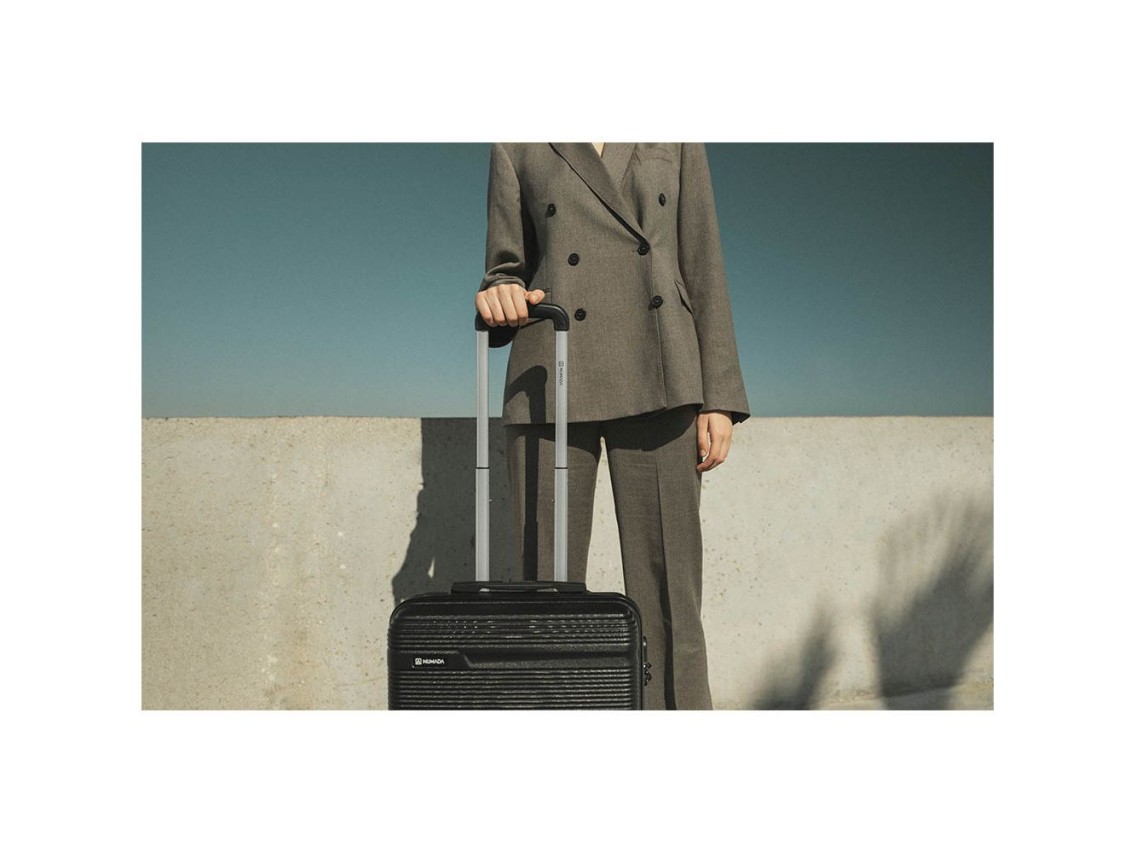 Black plane suitcase,55 x 20 x 40 cm