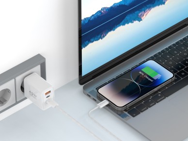Techancy Carregador USB-A+USB-C+USB-C TA2822, 45W PD, com Cabo USB-C para Lightning de 1m, CompatIve Techancy Carregador USB-A+USB-C+USB-C TA2822, 45W PD, com Cabo USB-C para Lightning de 1m, CompatIve