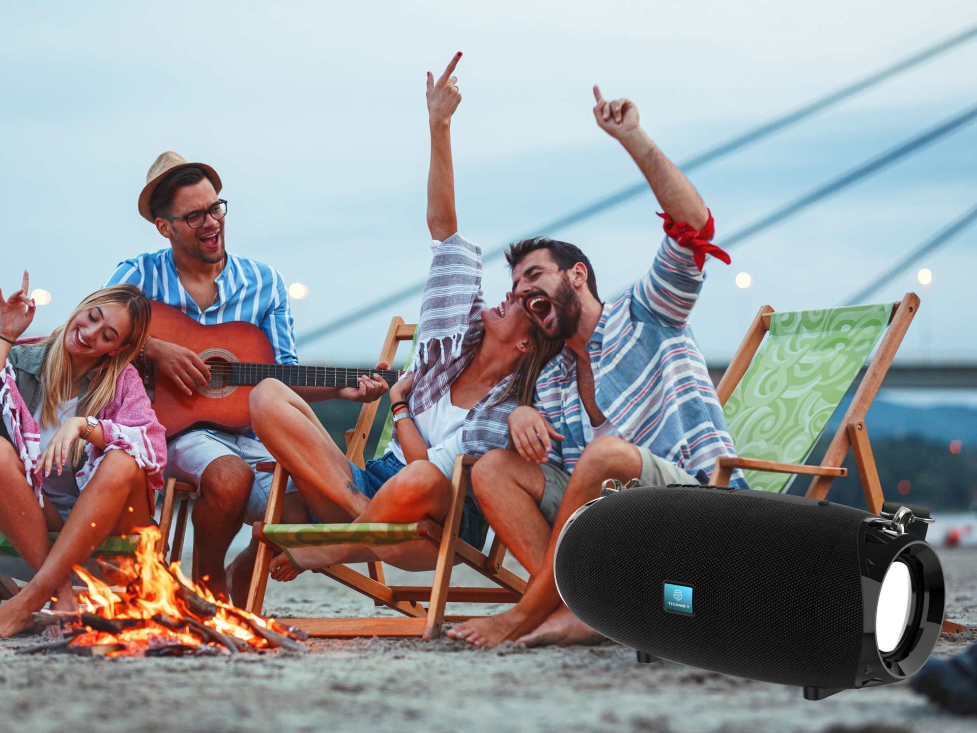 Techancy TH2631 Black Wireless Speaker, Built-in 5W Battery*2 Speakers, Support TWS/TF/AUX Input