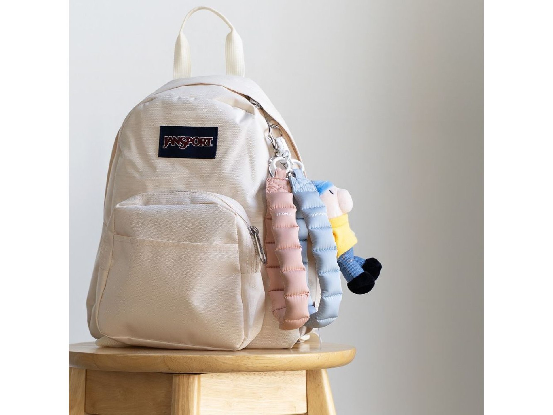 Ringke Holder & Puffer Hand Strap Phone Lanyard - Pink