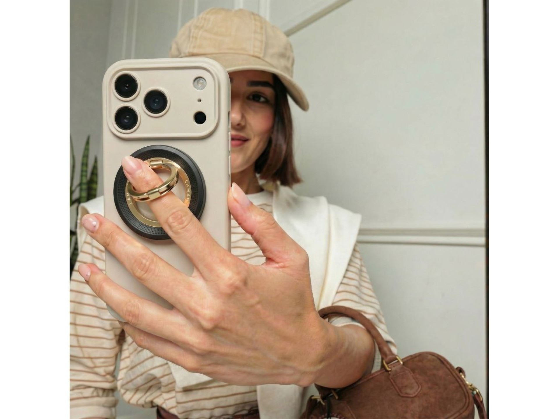 Soporte magnético para teléfono Tech-Protect MMR700 Lamano MagSafe - Negro y dorado