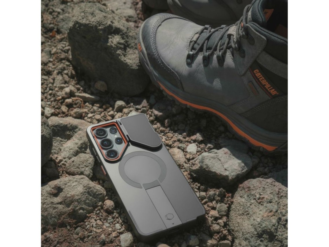 Funda Tech-Protect Kevlar Aura MagSafe para Samsung Galaxy S26 Ultra - Negra y naranja