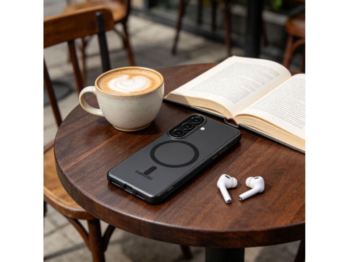 Funda MagSafe Tech-Protect MagSlim para Samsung Galaxy S26 - Negro mate
