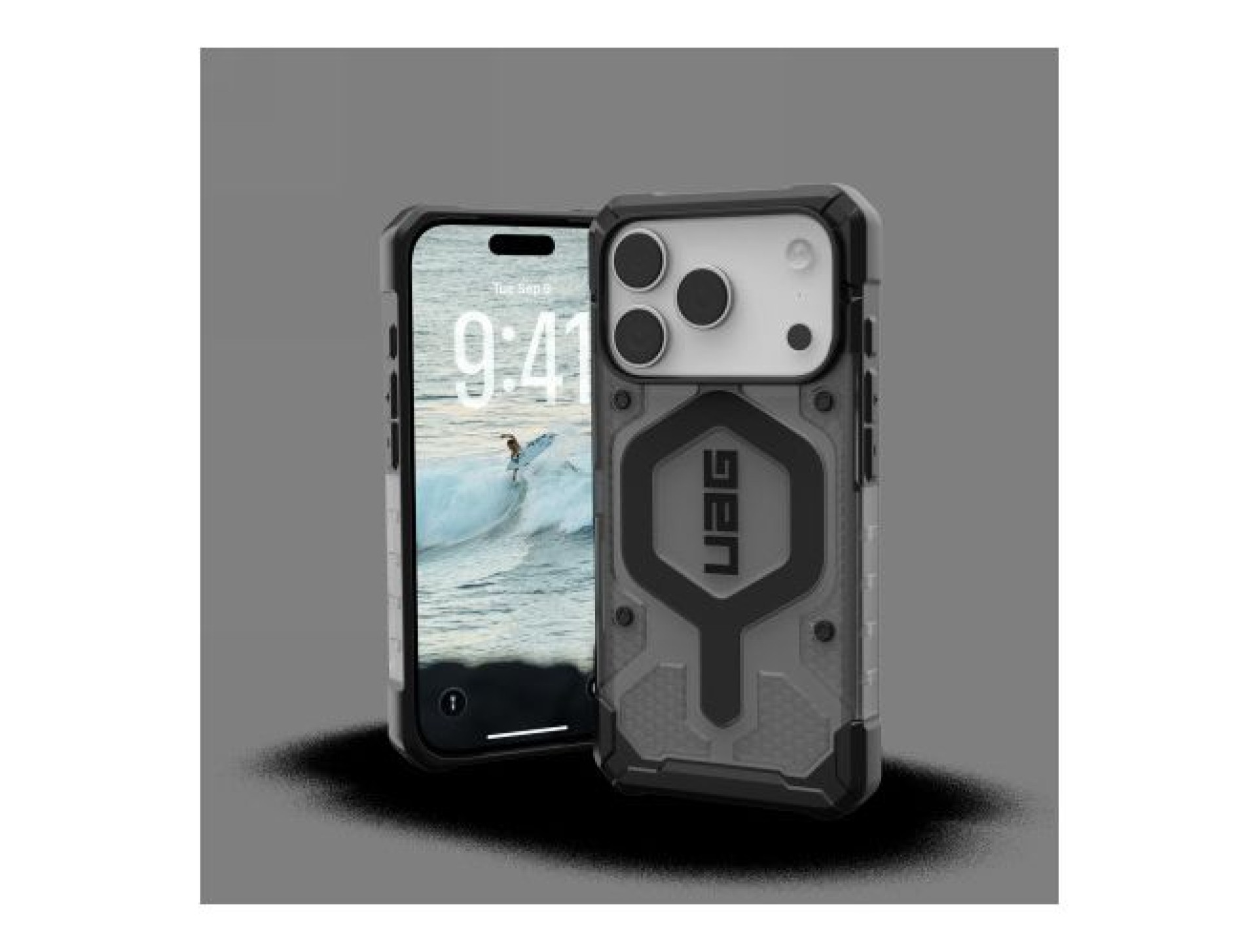 Capa UAG Pathfinder Clear MagSafe para iPhone 17 Pro - Cinza/Preta