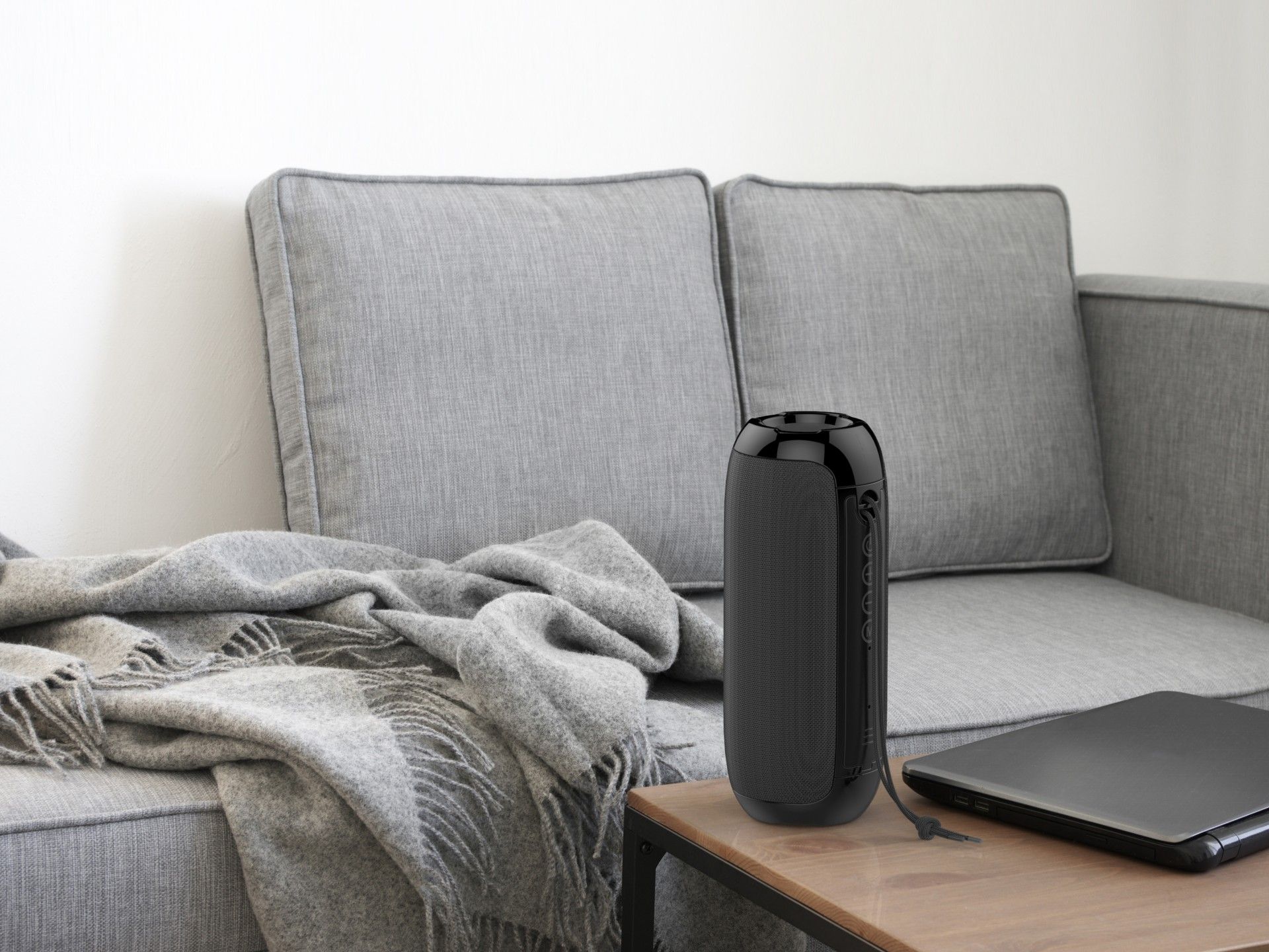 Audio Bluetooth Techancy TH2623 negro, 2 altavoces de 5 W, batería integrada, compatible con conexió