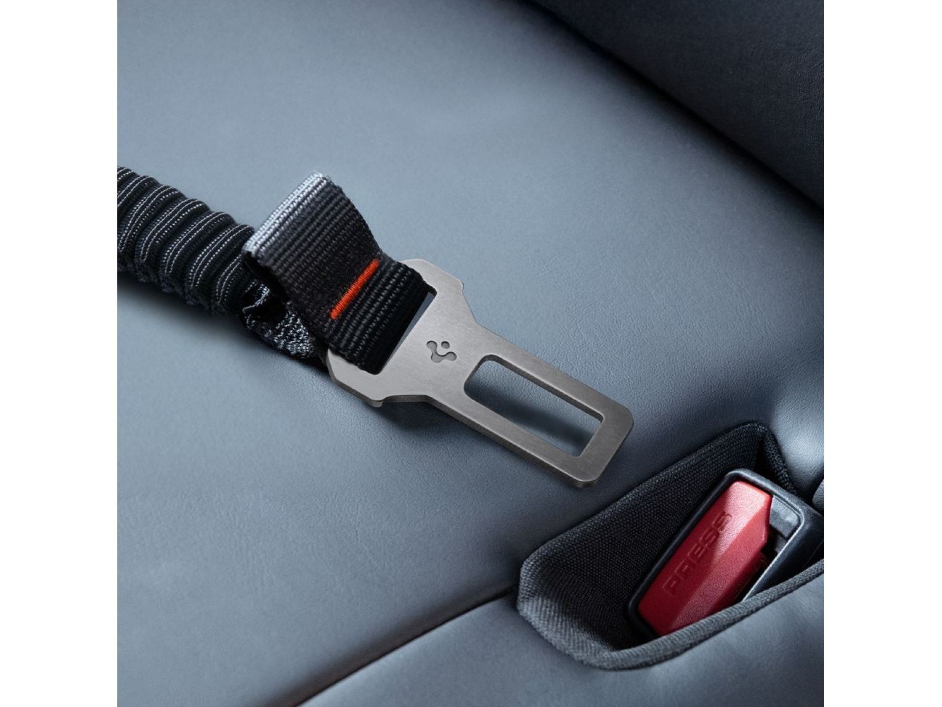 Spigen PS100 Universal Pet Seat Belt - Black