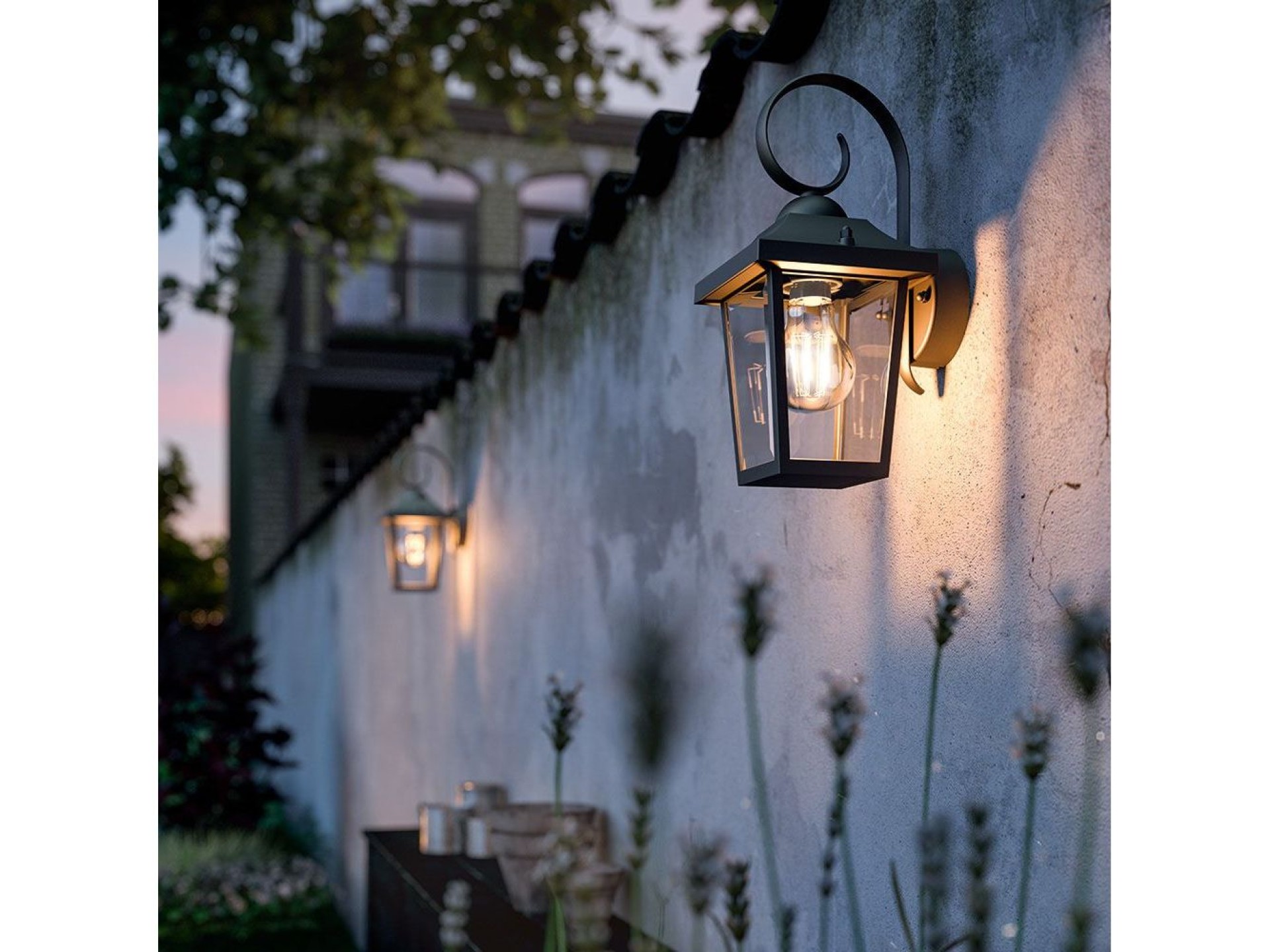 Buzzard e27 60w outdoor wall light without bulb, black, downward light