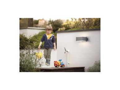 Gray e27 wall light, hedgehog model, philips. Gray e27 wall light, hedgehog model, philips.