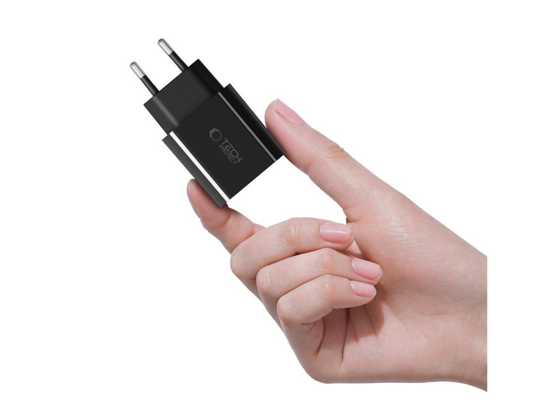 Cargador de pared Tech-Protect NC20W USB-C de 1 puerto PD20W - Negro