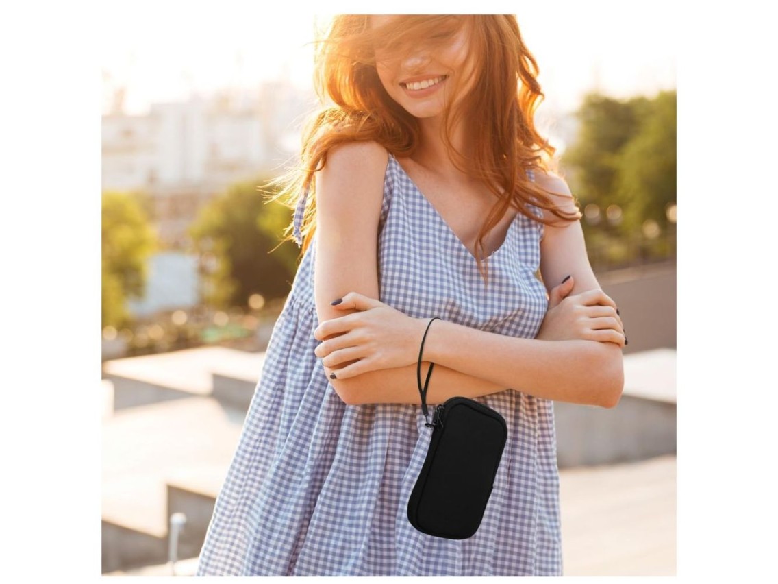Capa Tech-Protect SM70 para smartphones de 6,0" a 7,2" - preta