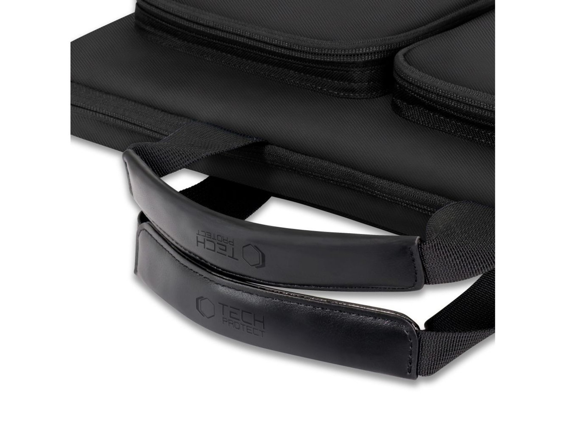 Bolsa Tech-Protect Defender para laptop de 17