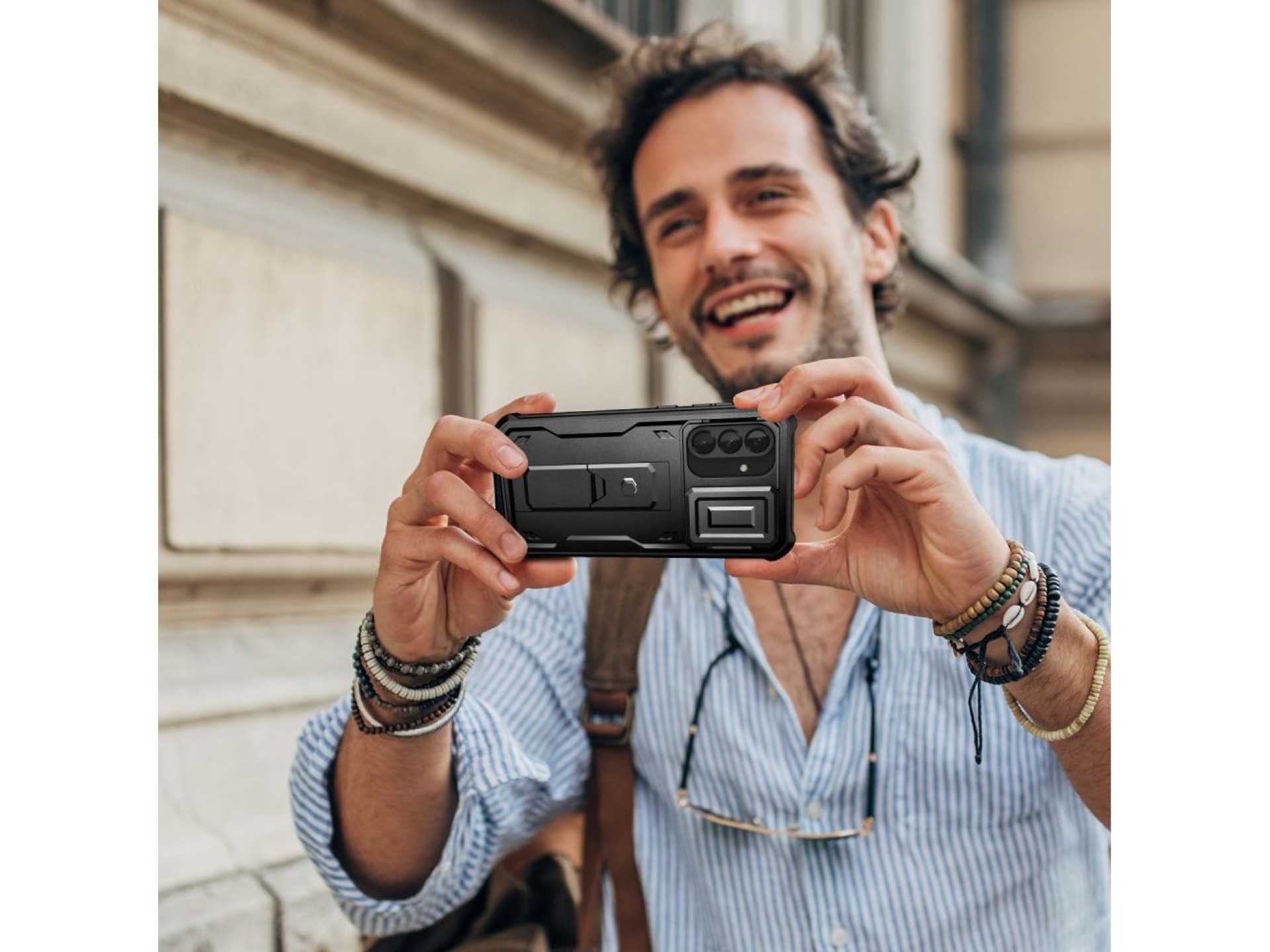 Capa Tech-Protect Kevlar Cam+ para Samsung Galaxy A56 5G - Preta