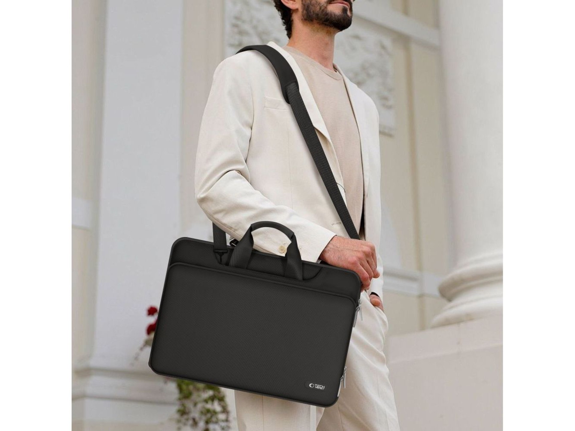 Bolsa para laptop Tech-Protect Pocket 13-14 - Preta