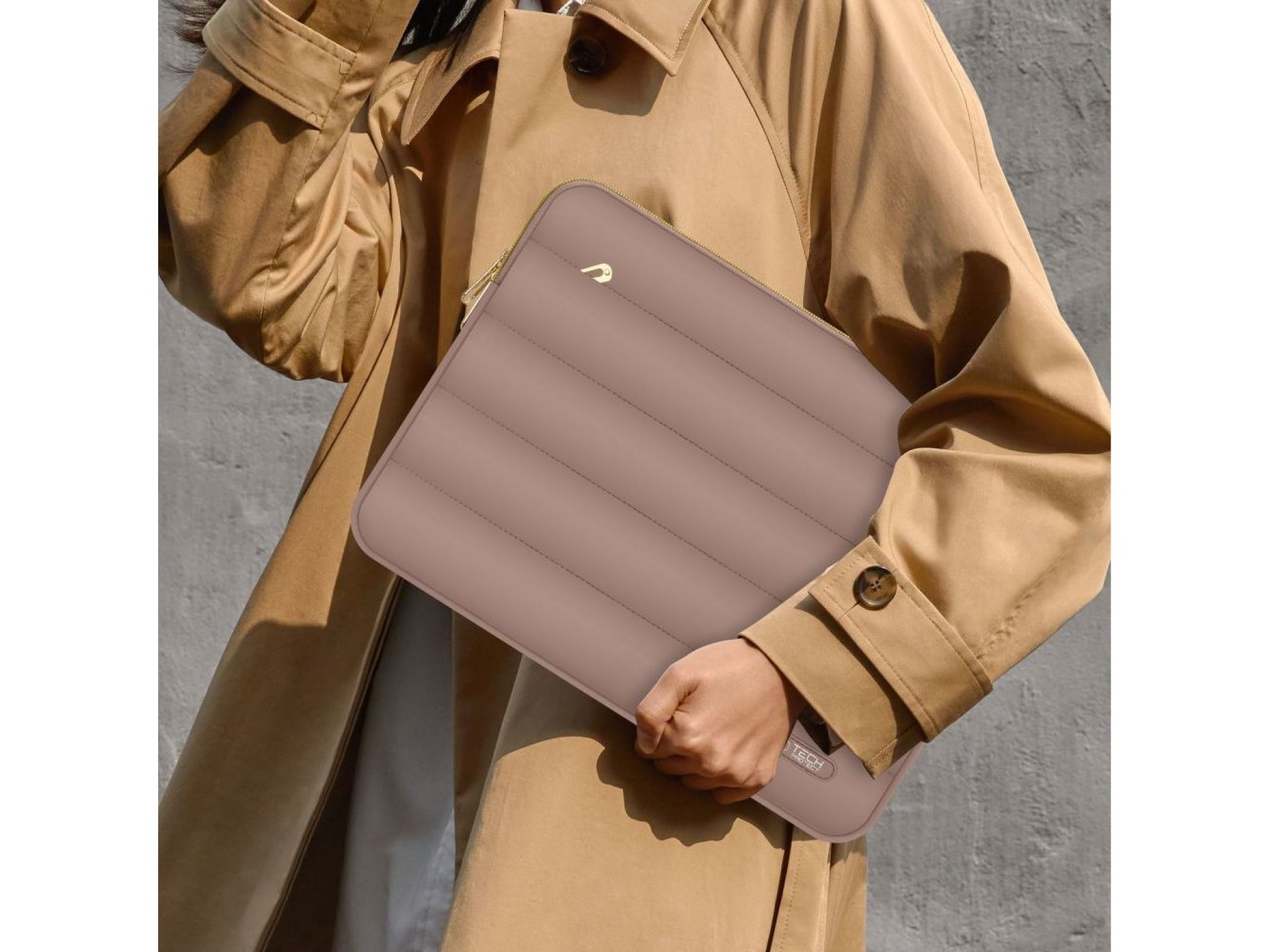 Bolsa para laptop Tech-Protect Puffy de 13-14 polegadas - Marrom