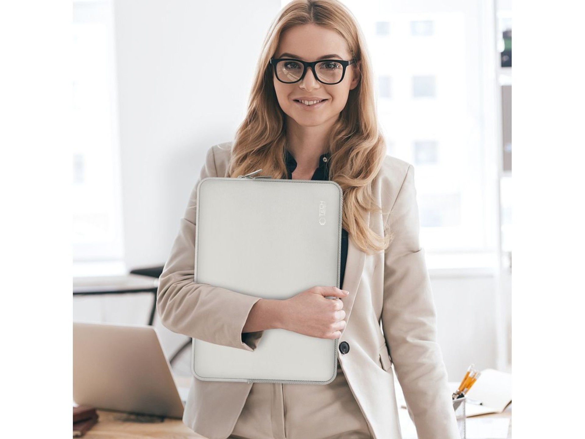 Bolsa para laptop Tech-Protect Neoslim de 15 a 16 polegadas - Cinza
