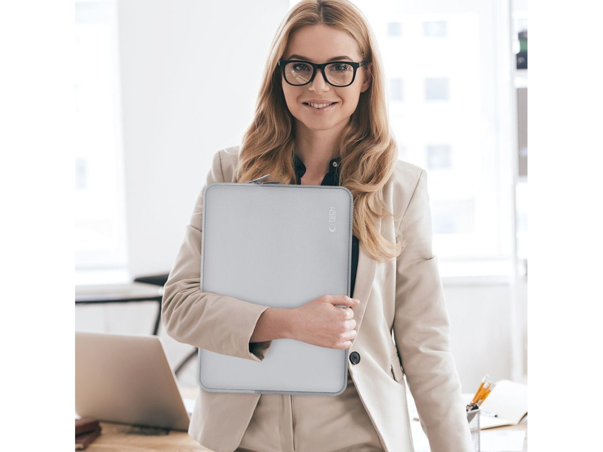 Bolsa para laptop Tech-Protect Neoslim de 13 a 14 polegadas - Cinza