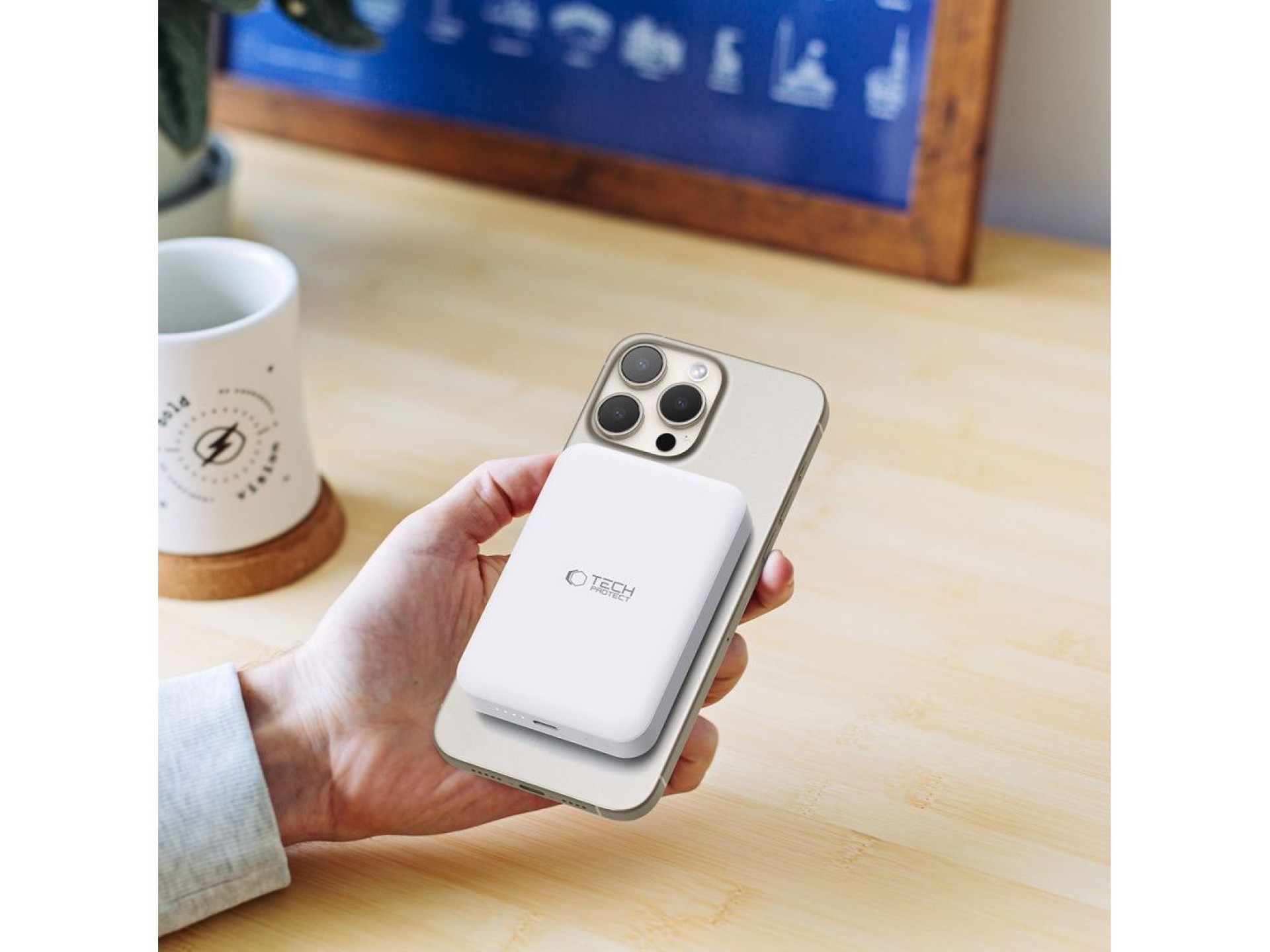 Tech-Protect LifeMag PB11 Powerbank com MagSafe 10000mAh 15W e porta USB-C - branco + cabo USB-C