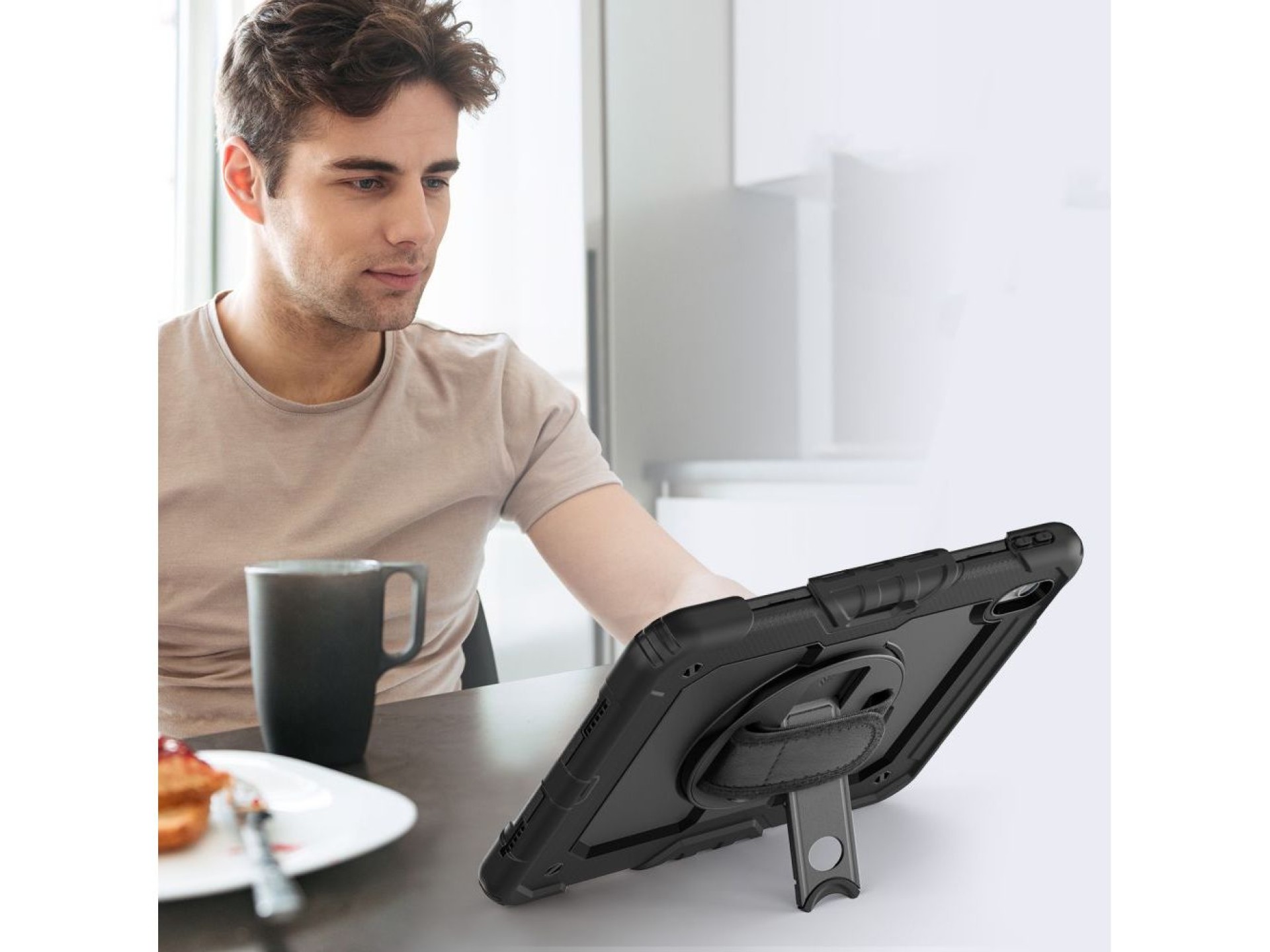 Capa Tech-Protect Solid360 para iPad Air 11
