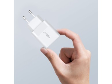 Tech-Protect C20W charger 2x USB-C PD 20W - white Tech-Protect C20W charger 2x USB-C PD 20W - white