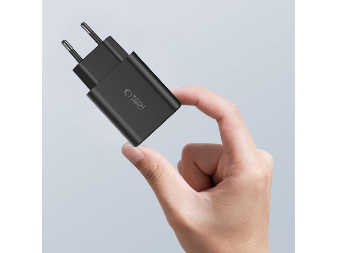 Cargador Tech-Protect NC30W 2x USB-C PD 30W / USB-A QC 3.0 - negro