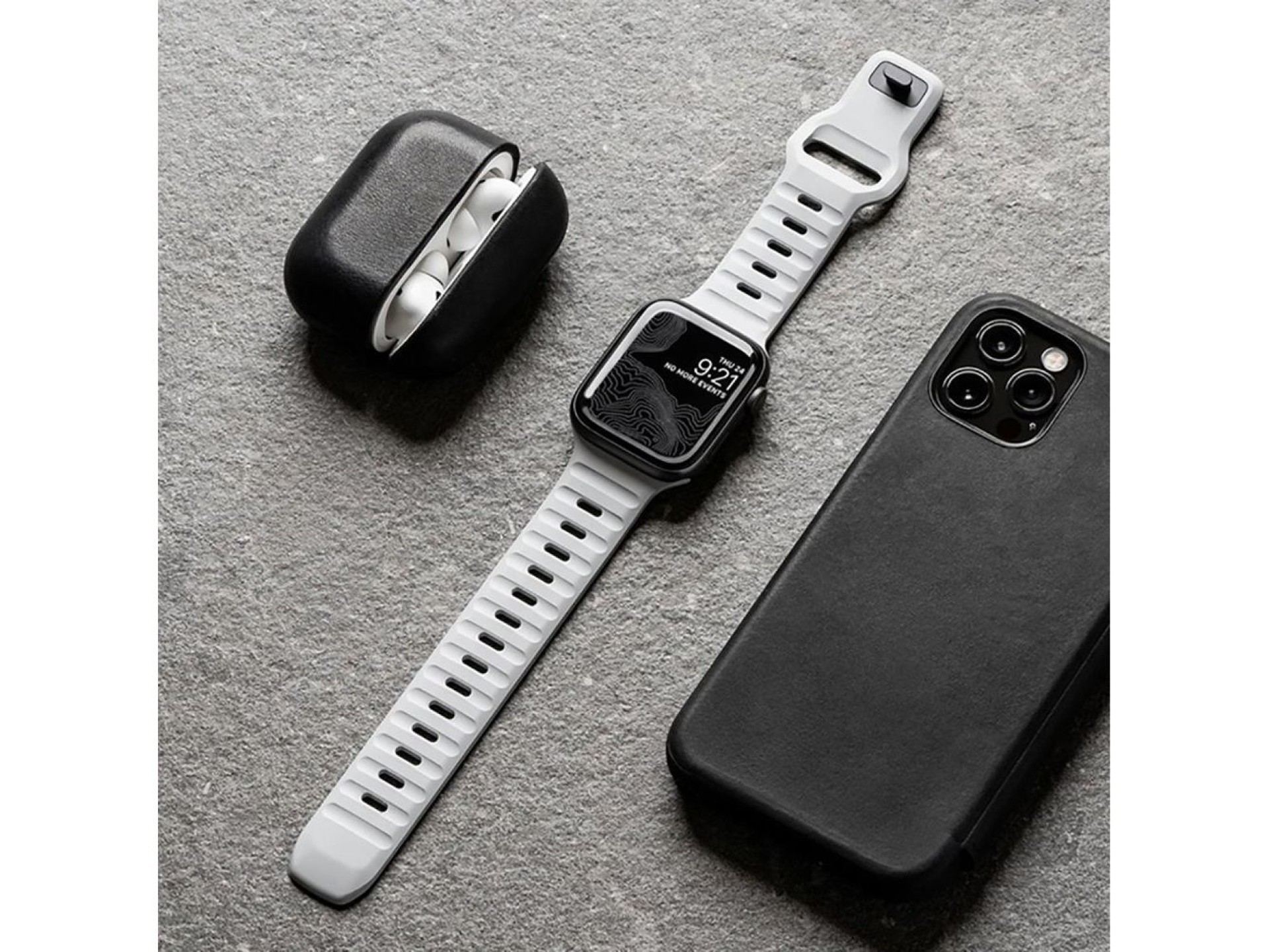 Tech-Protect IconBand Line for Apple Watch 4 / 5 / 6 / 7 / 8 / 9 / SE / Ultra 1 / 2 (42/44/45/49 mm)