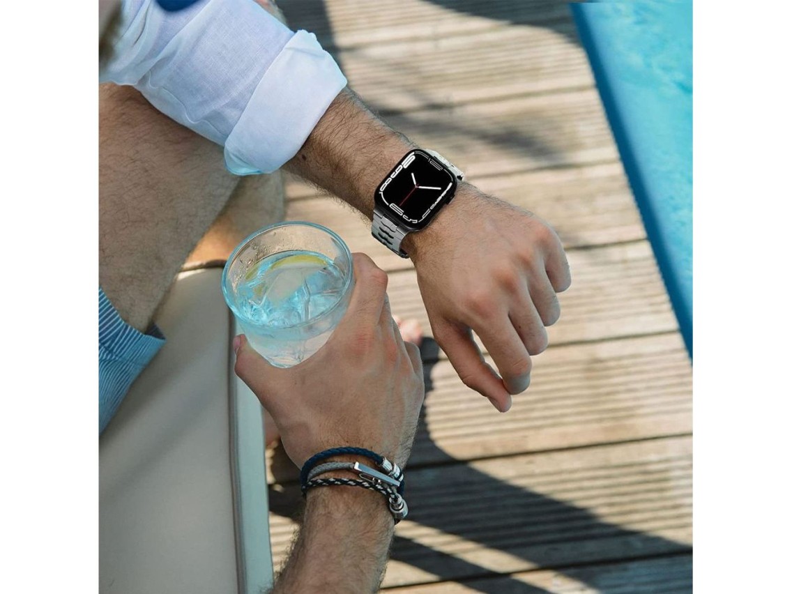 Tech-Protect Stainless Line Bracelet for Apple Watch 4 / 5 / 6 / 7 / 8 / 9 / SE / Ultra 1 / 2 (42/44