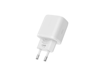 Tech-Protect C20W USB-C PD 20W / USB-A QC 3.0 Charger with USB-C / Lightning Cable - White Tech-Protect C20W USB-C PD 20W / USB-A QC 3.0 Charger with USB-C / Lightning Cable - White