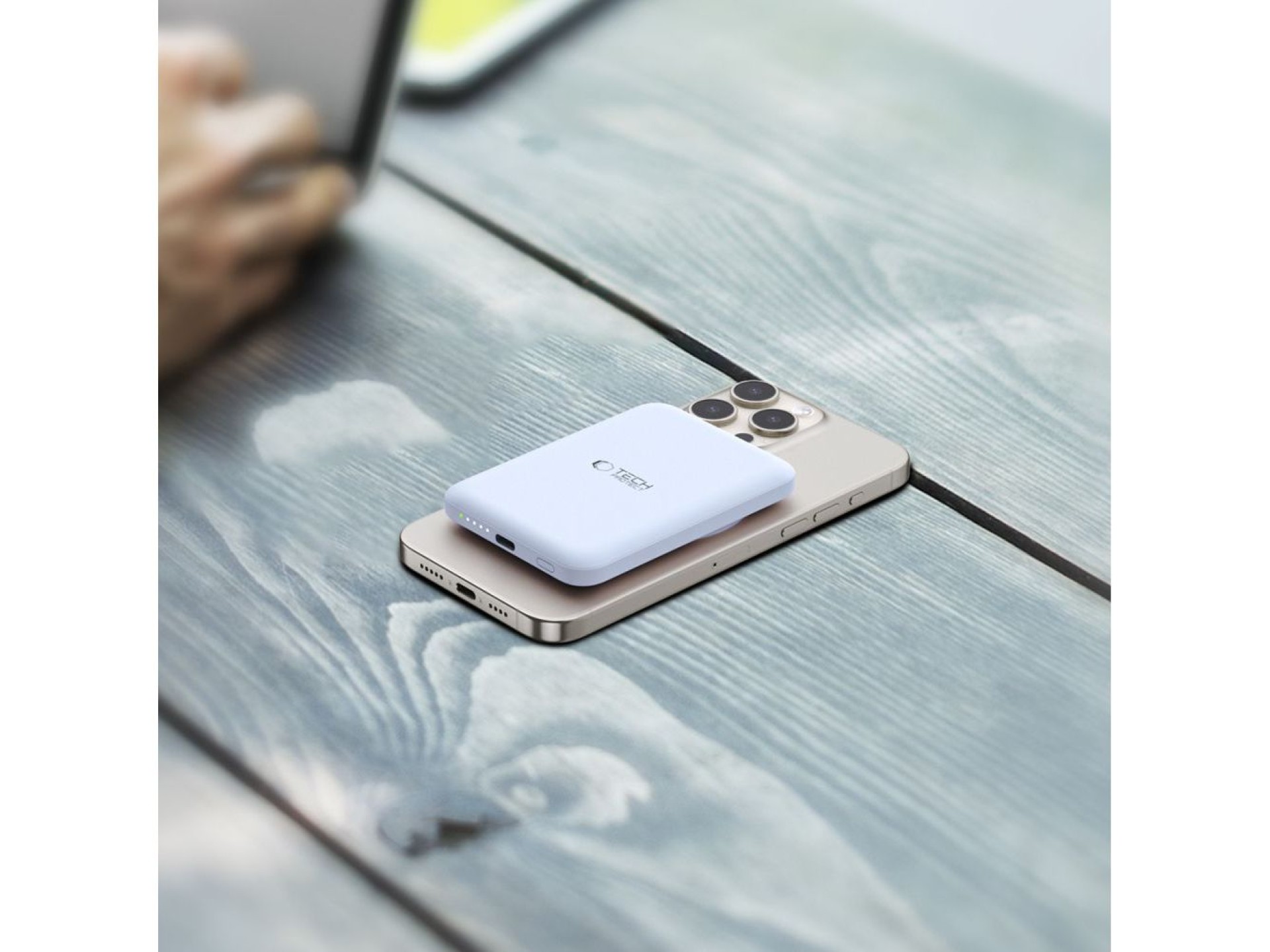 Batería externa Tech-Protect LifeMag PB10 con MagSafe, 5000 mAh, 15 W, puerto USB-C - azul + cable U
