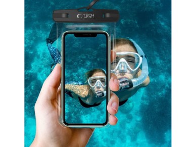 Capa � prova d'�gua Tech-Protect UWC7 universal para smartphones de at� 6,9" - preta