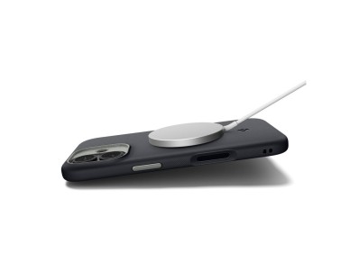 Funda Spigen Nano Pop MagSafe para iPhone 17 - Negra